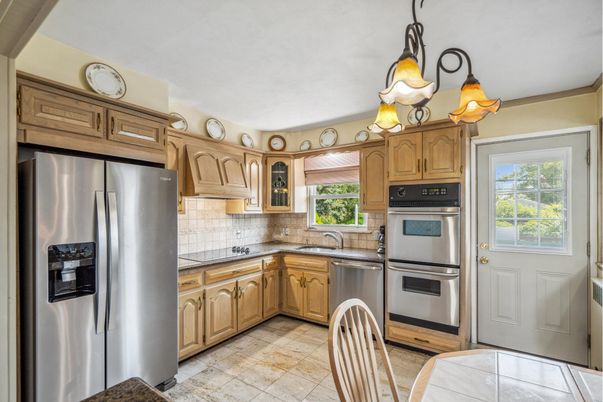 Interior, Kitchen, Stainless Steel Appliances