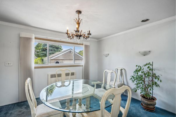 Chandelier, Dining room, Interior