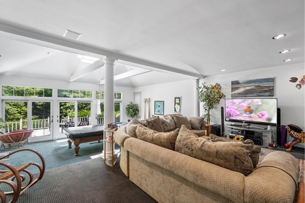 Game Room, Interior, Living room, Recessed Lighting