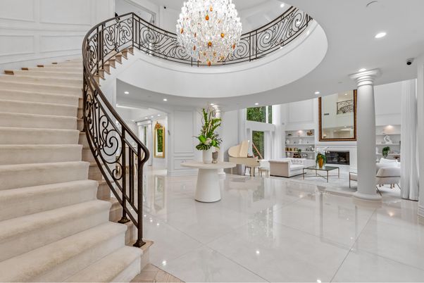 Chandelier, Fireplace, Interior, Recessed Lighting