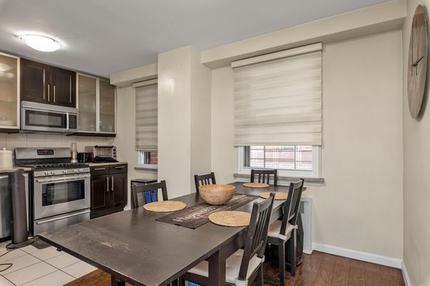 Dining room, Interior, Kitchen, Stainless Steel Appliances, Wood Texture Flooring
