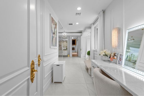 Chandelier, Interior, Recessed Lighting