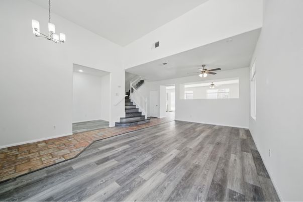 Chandelier, Empty room, Interior, Pendant Lights, Recessed Lighting, Wood Texture Flooring