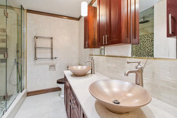 Bathroom, Dual Sink Vanities, Glass Shower, Interior