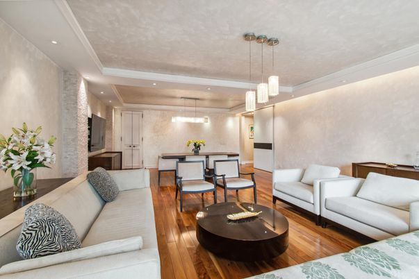 Dining room, Interior, Living room, Pendant Lights, Recessed Lighting, Wood Texture Flooring