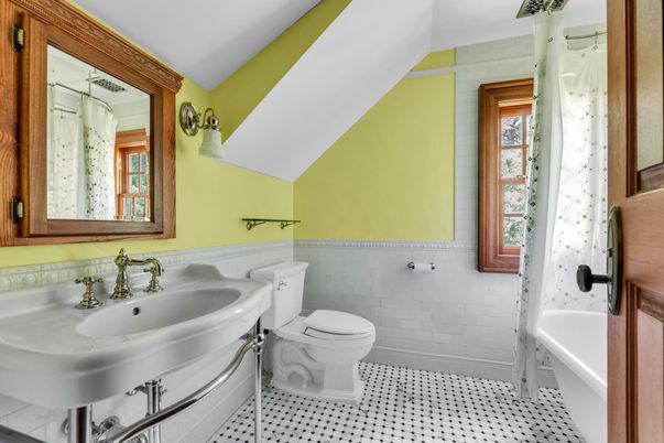 Bathroom, Interior