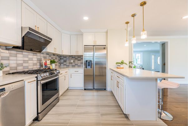 Interior, Kitchen, Pendant Lights, Recessed Lighting, Stainless Steel Appliances