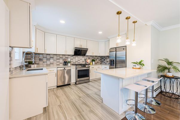 Interior, Kitchen, Pendant Lights, Recessed Lighting, Stainless Steel Appliances