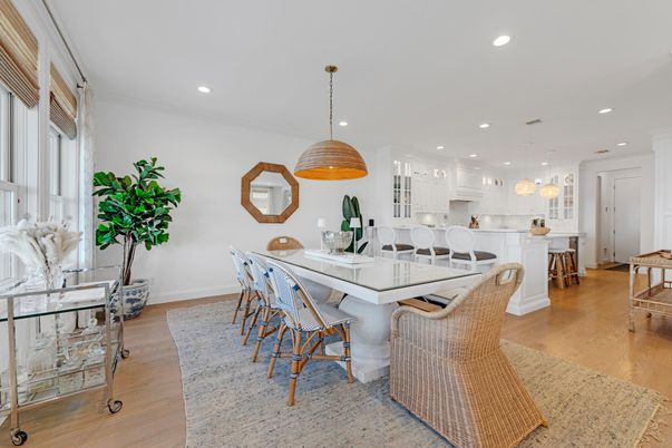 Dining room, Interior, Kitchen, Pendant Lights, Recessed Lighting, Wood Texture Flooring