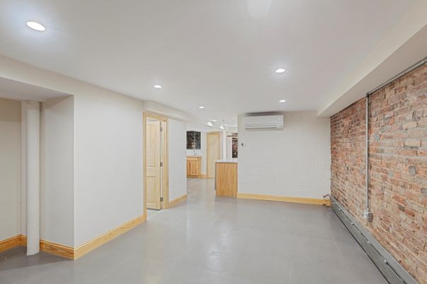 Empty room, Interior, Recessed Lighting, Stone Walls