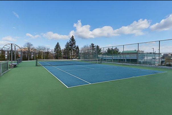 Exterior, Tennis Courts