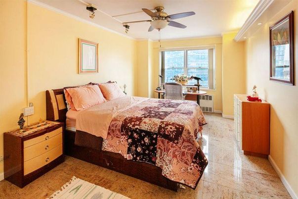 Bedroom, Interior, Water