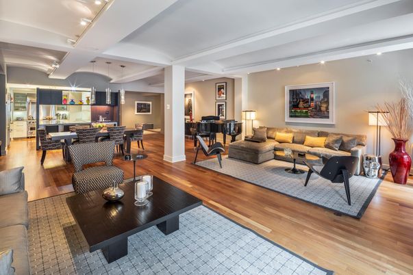 Dining room, Interior, Kitchen, Living room, Pendant Lights, Recessed Lighting, Wood Texture Flooring