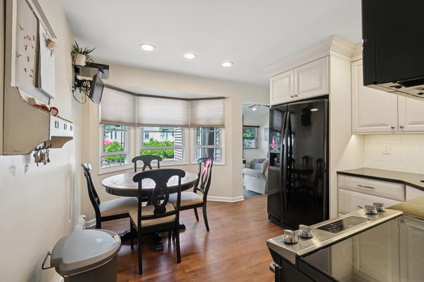 Dining room, Interior, Kitchen, Recessed Lighting, Wood Texture Flooring