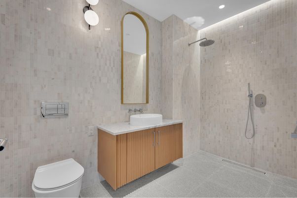 Bathroom, Interior, Recessed Lighting