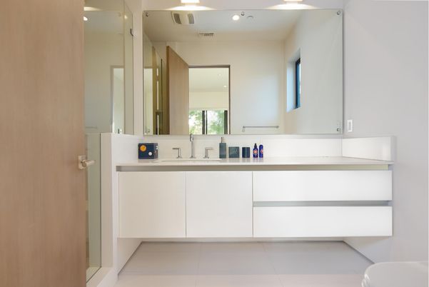 Bathroom, Interior, Recessed Lighting