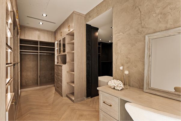 Interior, Recessed Lighting, Walk-in Closets, Wood Texture Flooring