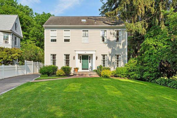 Backyard, Exterior, Facade, Georgian