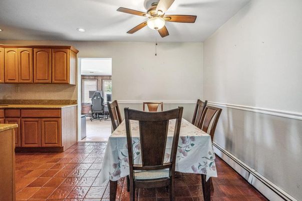 Dining room, Interior, Kitchen, Recessed Lighting