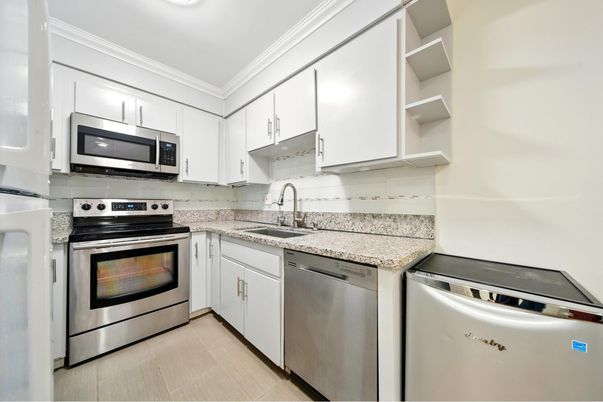 Interior, Kitchen, Stainless Steel Appliances