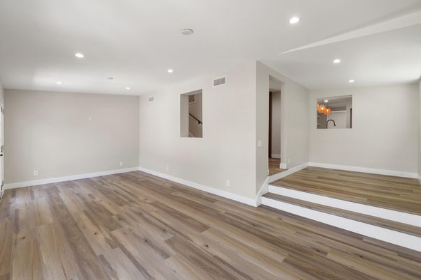 Empty room, Interior, Recessed Lighting, Wood Texture Flooring