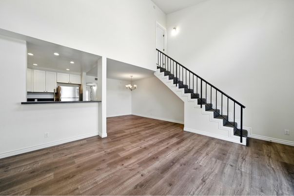 Empty room, Interior, Kitchen, Recessed Lighting, Wood Texture Flooring