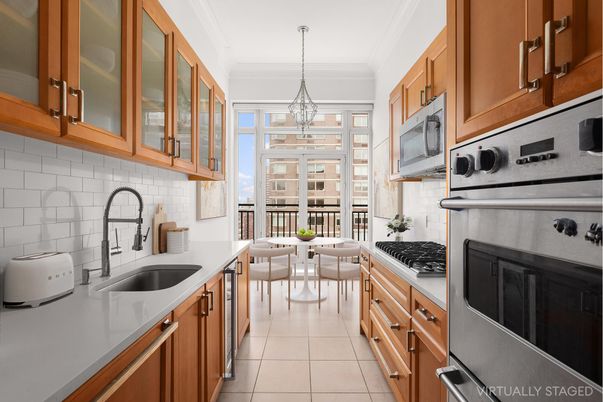 Dining room, Interior, Kitchen, Pendant Lights