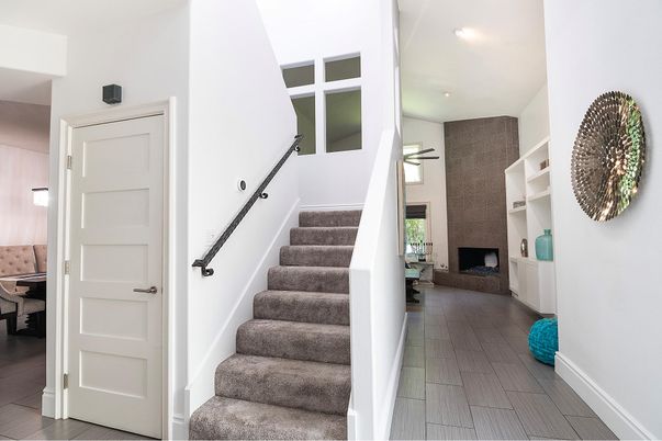 Fireplace, Interior, Recessed Lighting