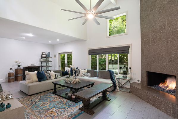 Fireplace, Interior, Living room, Recessed Lighting