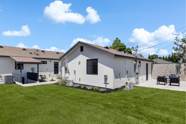 Backyard, Exterior