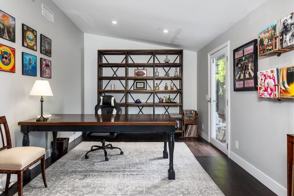 Home Office, Interior, Recessed Lighting, Wood Texture Flooring