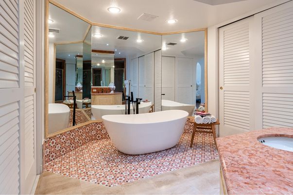 Bathroom, Dual Sink Vanities, Free Standing Baths, Interior, Recessed Lighting