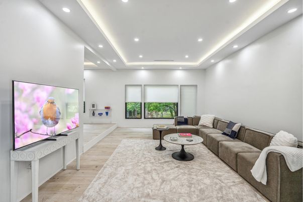 Interior, Living room, Recessed Lighting, Wood Texture Flooring