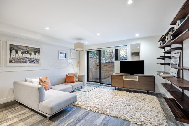 Interior, Living room, Recessed Lighting, Wood Texture Flooring