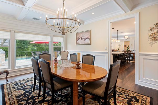 Chandelier, Dining room, Interior, Pendant Lights, Recessed Lighting, Wood Texture Flooring