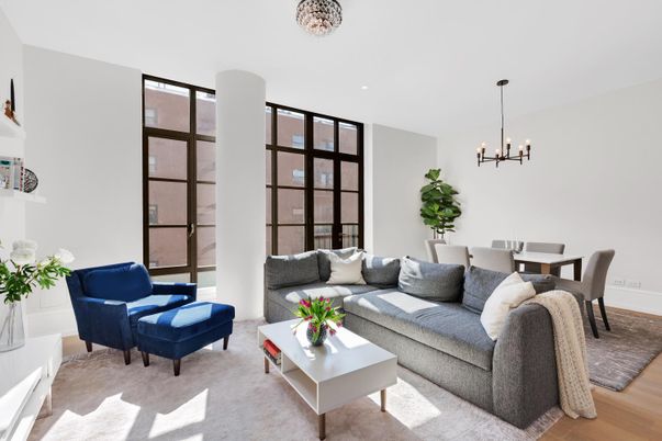 Dining room, Interior, Living room, Pendant Lights, Recessed Lighting, Wood Texture Flooring