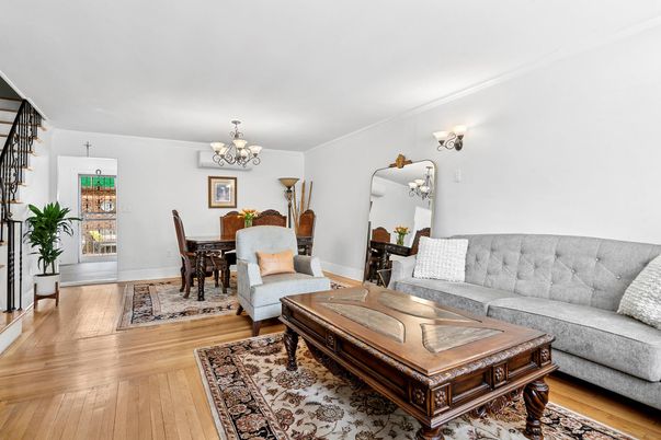 Chandelier, Dining room, Interior, Living room, Wood Texture Flooring