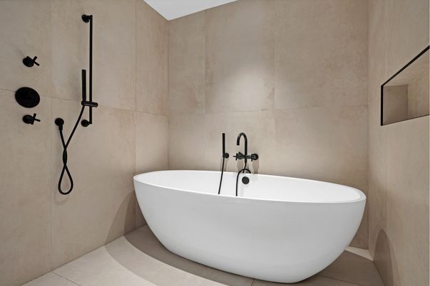 Bathroom, Free Standing Baths, Interior