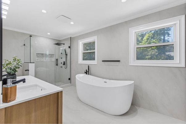 Bathroom, Free Standing Baths, Glass Shower, Interior, Recessed Lighting