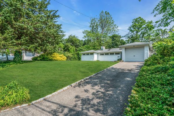 Backyard, Detached Garage, Exterior