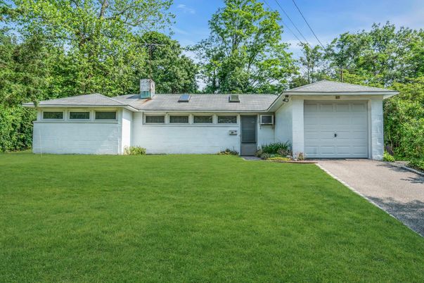 Backyard, Detached Garage, Exterior