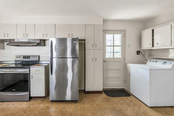 Interior, Kitchen, Washer
