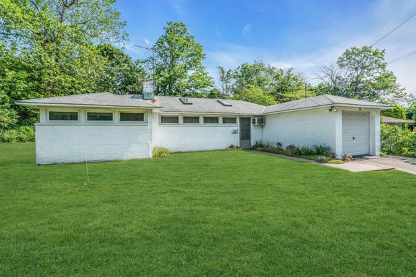 Backyard, Detached Garage, Exterior