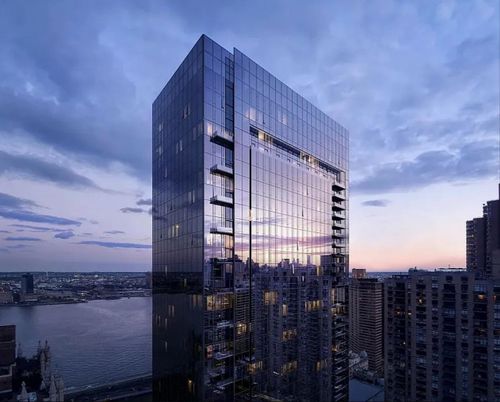 Exterior, Facade, Highrise