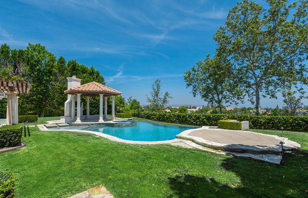 Backyard, Exterior, Pool