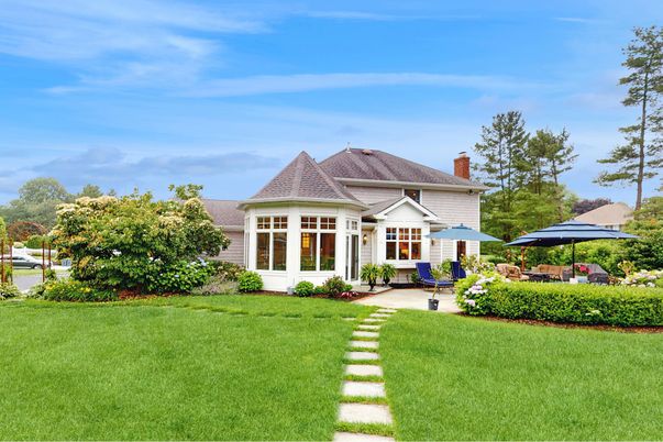 Backyard, Exterior, Facade, Queen Anne Victorian