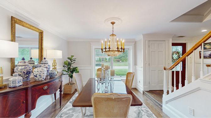 Chandelier, Dining room, Interior, Recessed Lighting, Wood Texture Flooring