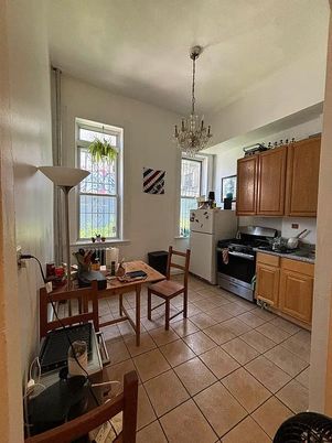 Chandelier, Dining room, Interior, Kitchen