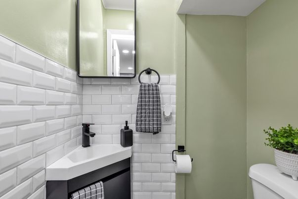 Bathroom, Interior, Recessed Lighting