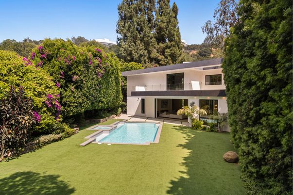 Backyard, Exterior, Pool